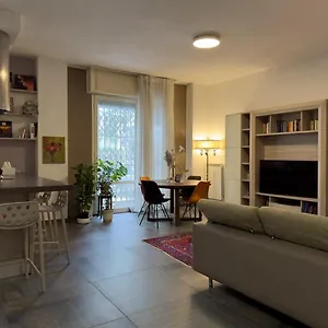 Cozy Close To Milan Fair Mind , Rho Italia